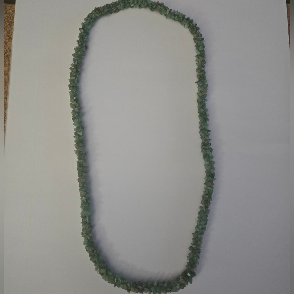 India Made Raw Emerald Chips Vintage Handmade Statement Necklace